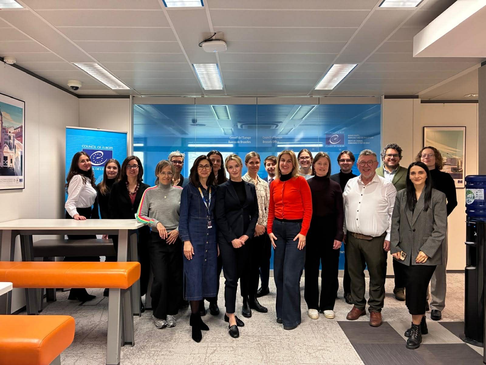 Ομαδική φωτογραφία από το εργαστήριο