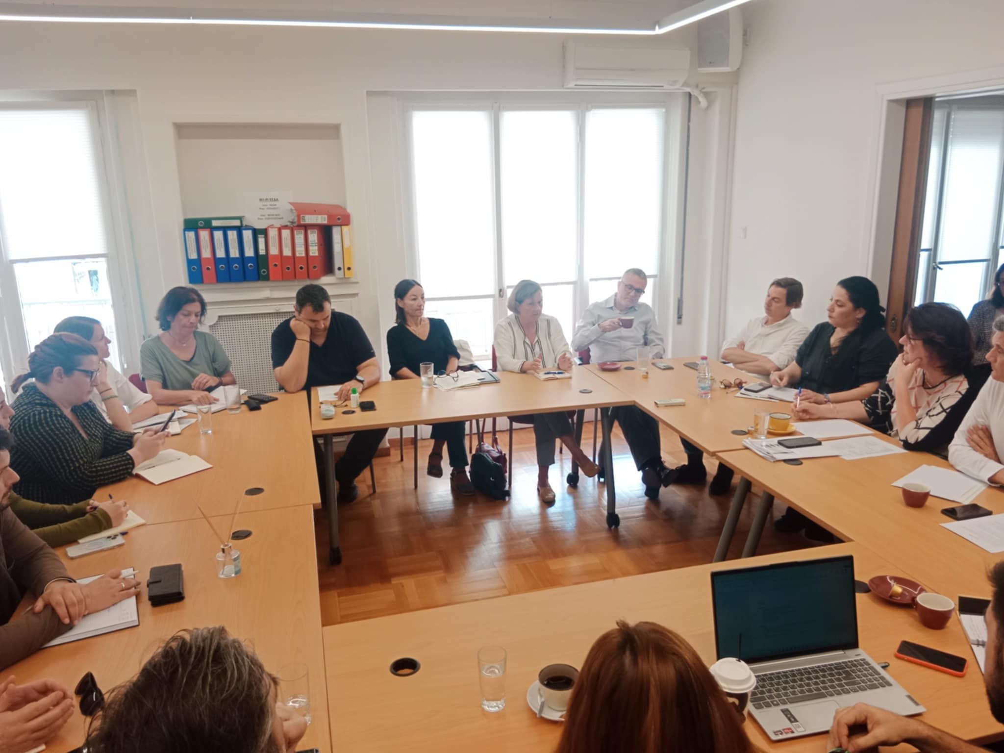 Πλάνο από τη συνάντηση εργασίας στα γραφεία της ΕΕΔΑ